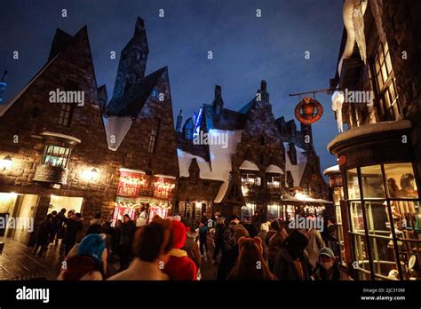 village near hogwarts|Hogsmeade .
